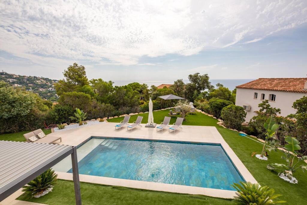 Nouveau Villa Californienne Aux Issambres Dans Le Golfe De Saint-Tropez 외부 사진